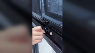 EDUN 80 Series Hand-cranked window