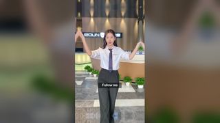 Edun New Showroom Ζωντανά!